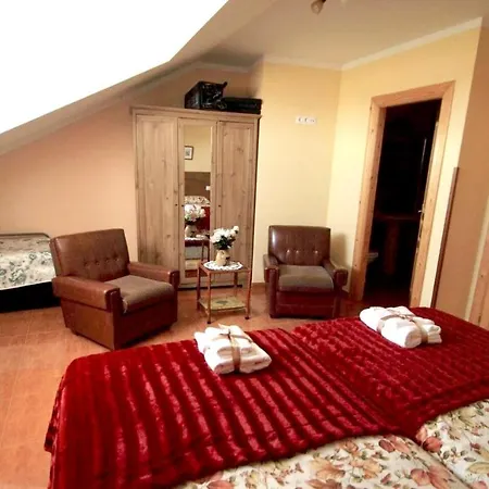 3 Bedrooms House With Furnished Terrace And Wifi At Ovinana *
